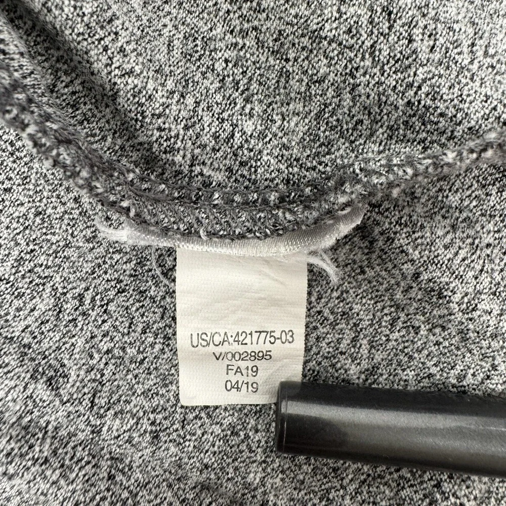 Banana Republic Quick Dry Half Zip Pull Over Gray‎ Medium Preppy Office
